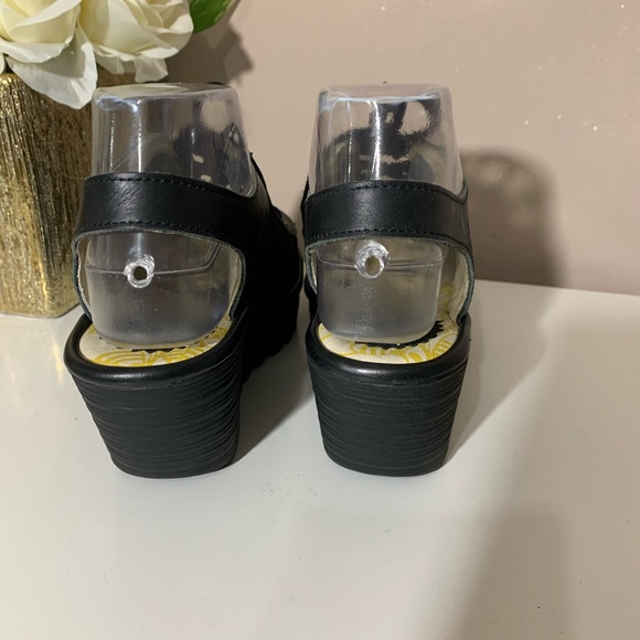 SOLD Fly London Yorl Leather Wedge Sandal Black - Picture 8 of 11